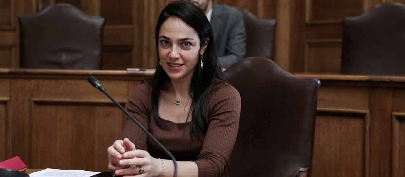 Δ.Μιχαηλίδου: «Προαιρετική η μάσκα για τα παιδιά στους βρεφονηπιακούς σταθμούς»